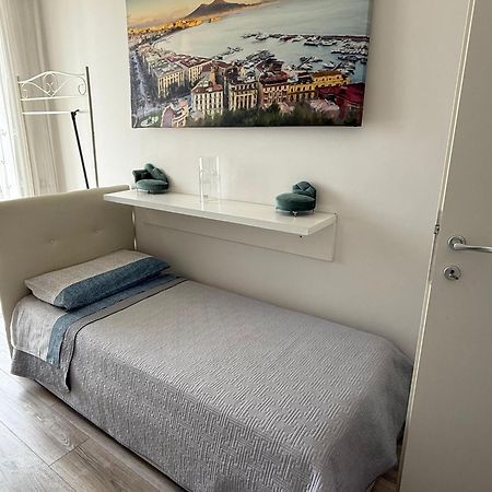 Panoramic Apartment Неаполь Экстерьер фото
