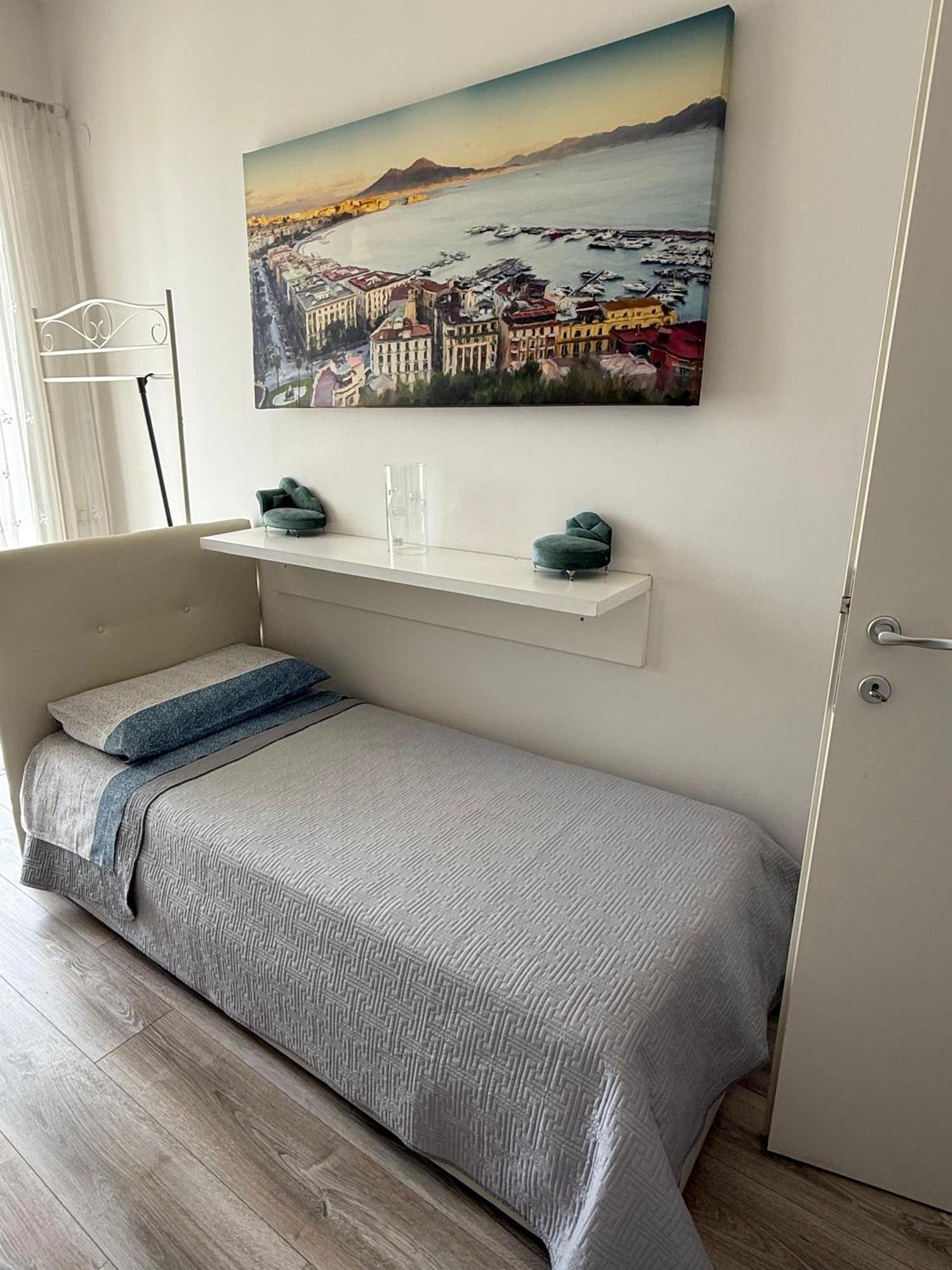Panoramic Apartment Неаполь Экстерьер фото