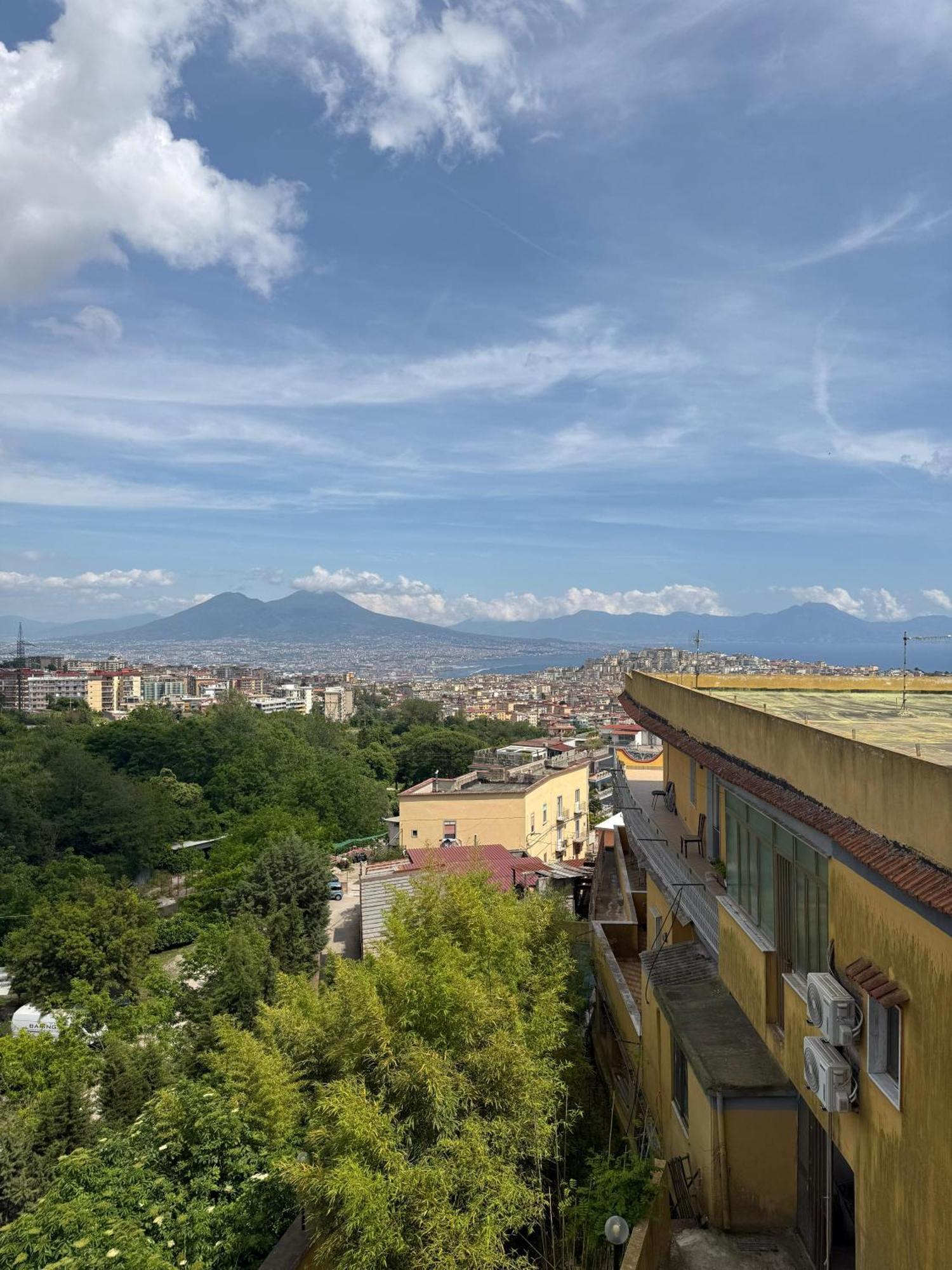 Panoramic Apartment Неаполь Экстерьер фото