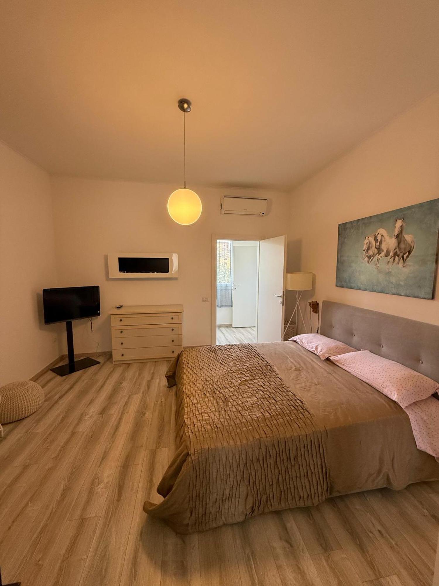 Panoramic Apartment Неаполь Экстерьер фото